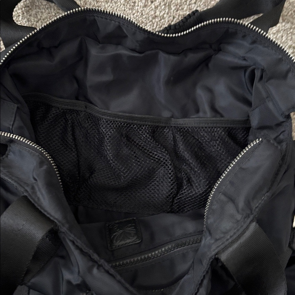 Stylish Black Yoga Bag - Picture 5 of 9